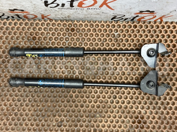 Амортизаторы капота BMW 5er оригинальный номер 51 23 7 206 644, 51 23 7 206 644, 51237206644, 7206644, 51 23 7 203 044, 51237203044, 7203044, 51 23 7 203 043, 51237203043, 7203043