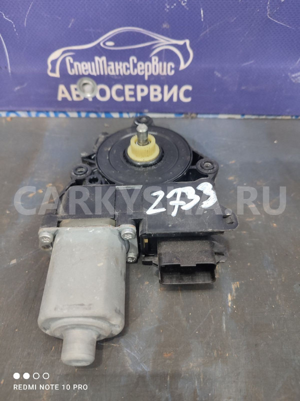 Моторчик стеклоподъемника передний LH  SsangYong Ssang Yong Kyron оригинальный номер 8810009050
