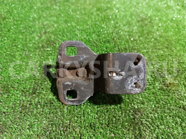 Замок капота Ssang Yong Rexton 