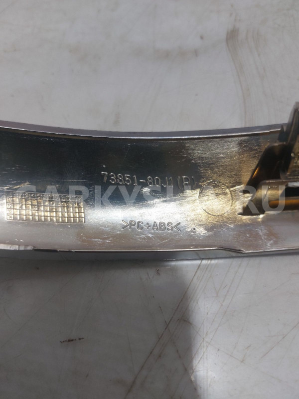 Накладка консоли правая Suzuki SX4 Suzuki SX4 оригинальный номер 7385180J1