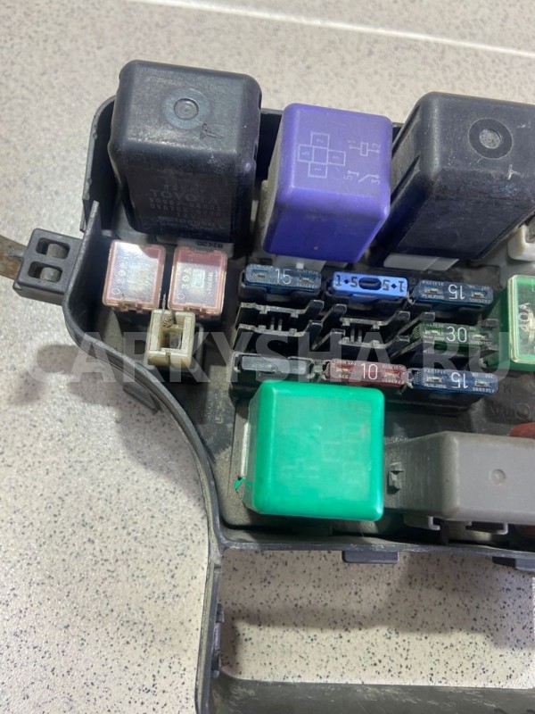 монтажный блок TOYOTA CORONA 1993 5A,4A Toyota Corona оригинальный номер 9098704002