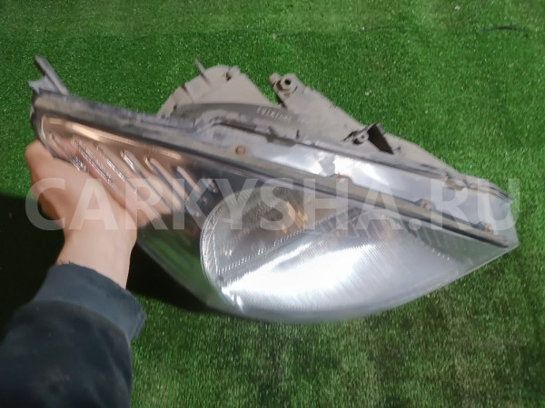 Фара правая Ford Focus оригинальный номер 2M5113W029AE