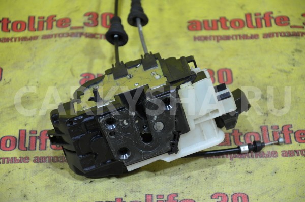 Замок двери задней правой Hyundai Santa Fe 