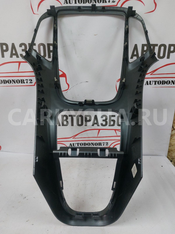 Рамка магнитолы Opel Astra J Opel Astra оригинальный номер 13257562