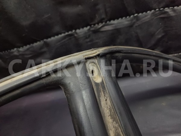 Уплотнитель стекла Toyota Mark II 1998 6238122070 GX100, левый Toyota Mark II 