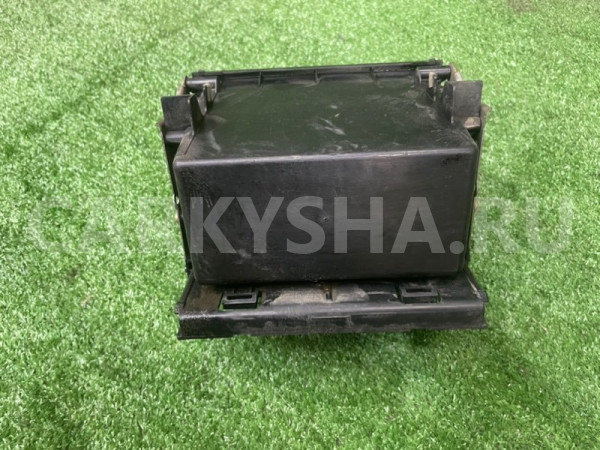 Подстаканник Toyota Sprinter 1996 5560412030B0 AE110 5A-FE Toyota Sprinter 