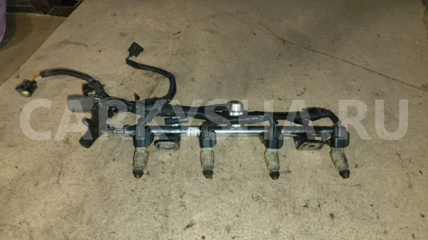 Рейка топливная рампа Mazda 6 GG 2002-2007 Ford Mondeo оригинальный номер 4m8g9d280aa