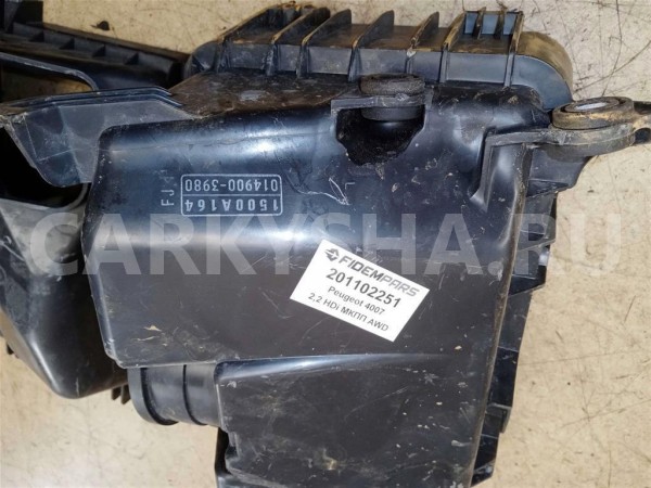 Название детали Корпус воздушного фильтра Модель Peugeot 4007 Peugeot 4007 оригинальный номер 1427 N1