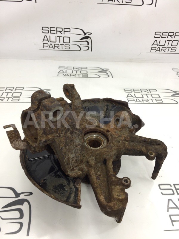 Поворотный кулак правый Skoda Yeti 5L CBZB 2011 Skoda Yeti 