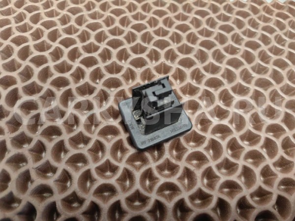 Кронштейн радиатора BMW X1 