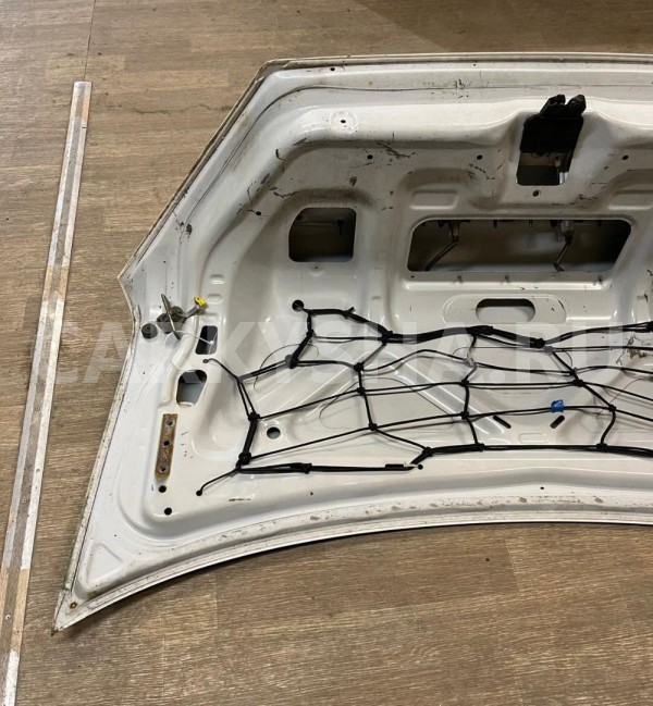 Крышка багажника Nissan Bluebird Sylphy оригинальный номер H43006N6MM