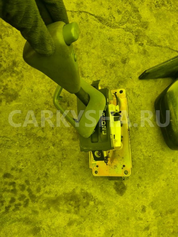 Селектор акпп Toyota Cami 
