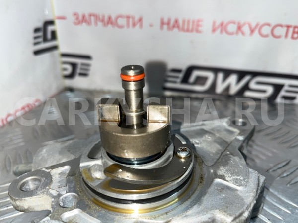 Насос вакуумный Toyota Corolla 