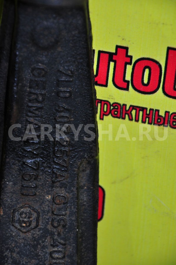 Кулак поворотный передний Porsche Cayenne 