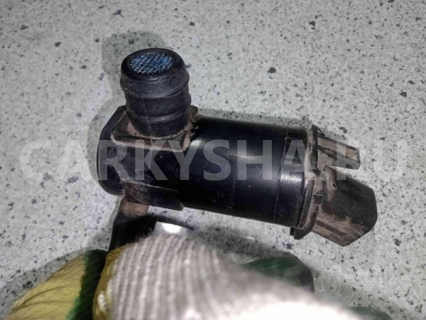 Насос омывателя Kia Rio II рестайлинг (2009—2011) Kia Rio оригинальный номер 985101c000