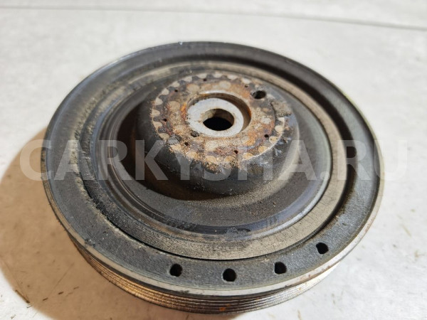 Шкив коленвала Mitsubishi i оригинальный номер MR994676