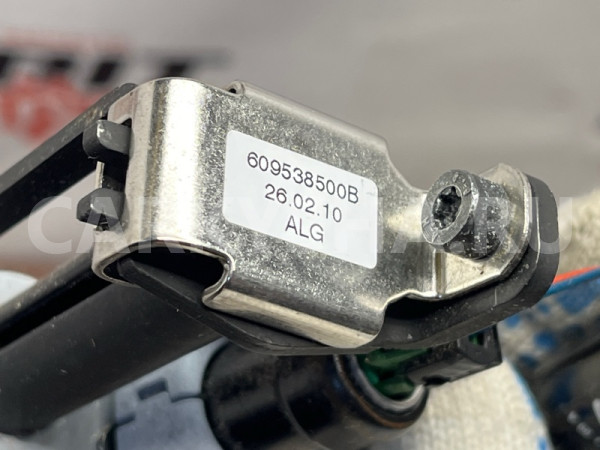 Пиропатрон ремня BMW 5er оригинальный номер 72 11 7 211 594, 72 11 7 211 594, 72117211594, 7211594, 72 11 6 983 144, 72116983144, 6983144