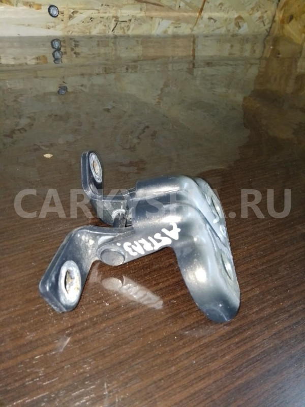Петля задняя  верхняя левая  Opel Astra J Opel Astra 