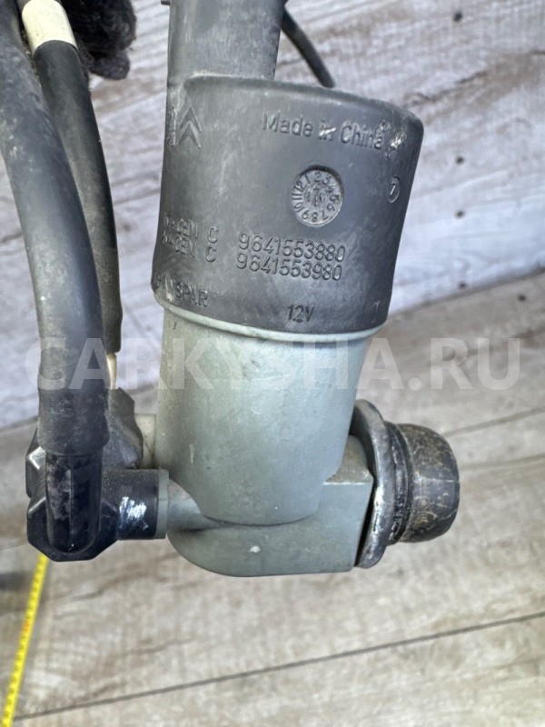 Насос омывателя Nissan Qashqai 1 j10 Nissan Qashqai оригинальный номер 28920bu010