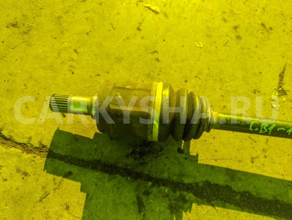 Привод Honda Mobilio оригинальный номер 44305-SCC-000