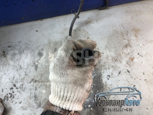 Патрубок вакуумный Volkswagen Touareg 1 трубка Volkswagen Touareg оригинальный номер 7L6133778C