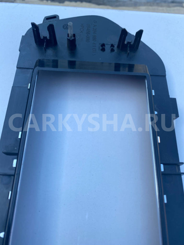 Рамка магнитолы a2046804108 Mercedes-Benz GLK-класс 2014 X204 651.912 Mercedes-Benz CLK-klasse оригинальный номер a2046804108