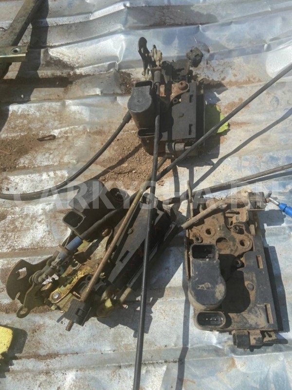 Замок двери Chery Tiggo (T11) T11 (2005—2013) Chery Tiggo (T11) оригинальный номер T116105030