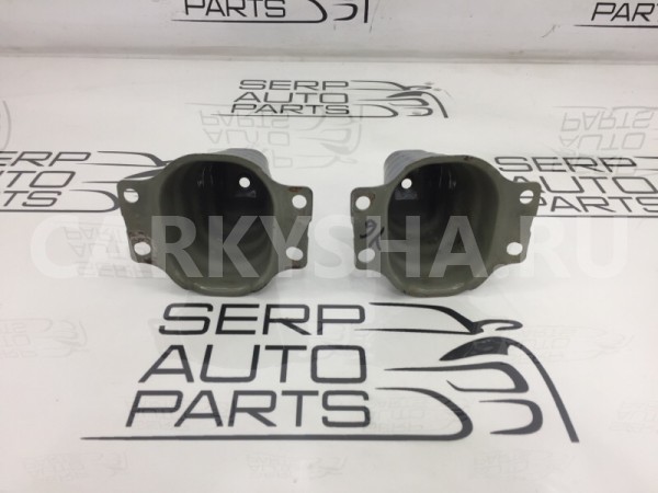 Кронштейн бампера задний Nissan Note E11 1.4 Nissan Note 