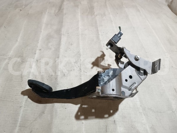 Педаль тормоза Mazda 6 