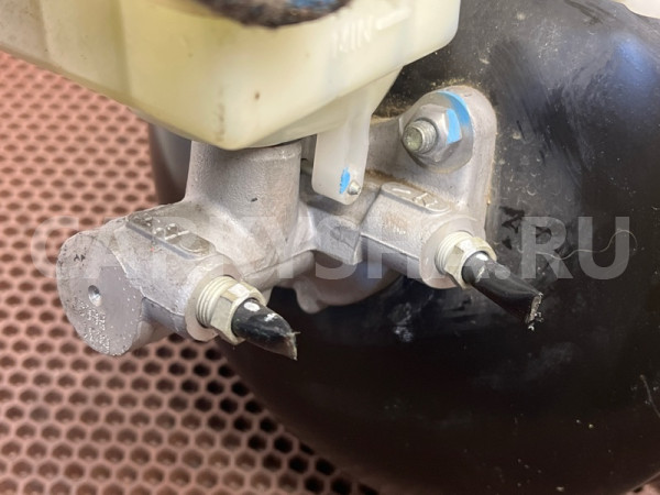 Вакуумный усилитель BMW X5 оригинальный номер 34 33 6 791 410, 34 33 6 791 410, 34336791410, 6791410, 34 33 6 772 929, 34336772929, 6772929, 34 33 6 772 930, 34336772930, 6772930, 34 33 6 771 718, 34336771718, 6771718