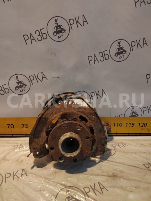 Кулак поворотный передний правый Opel Vectra B Opel Vectra 