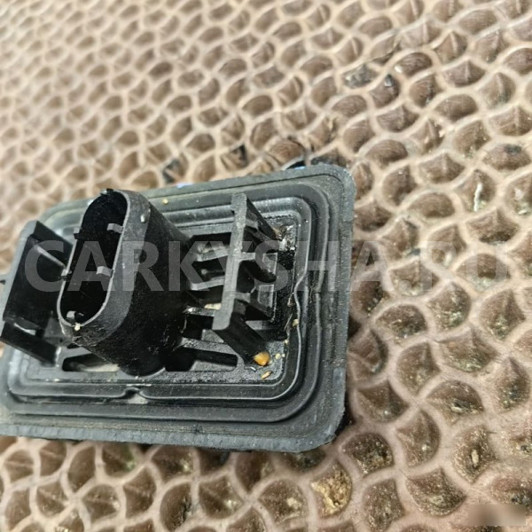 Поддомкратник BMW X1 оригинальный номер 51 71 7 169 981