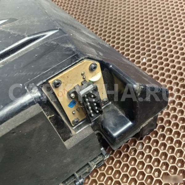 Динамик в багажнике BMW 5er 