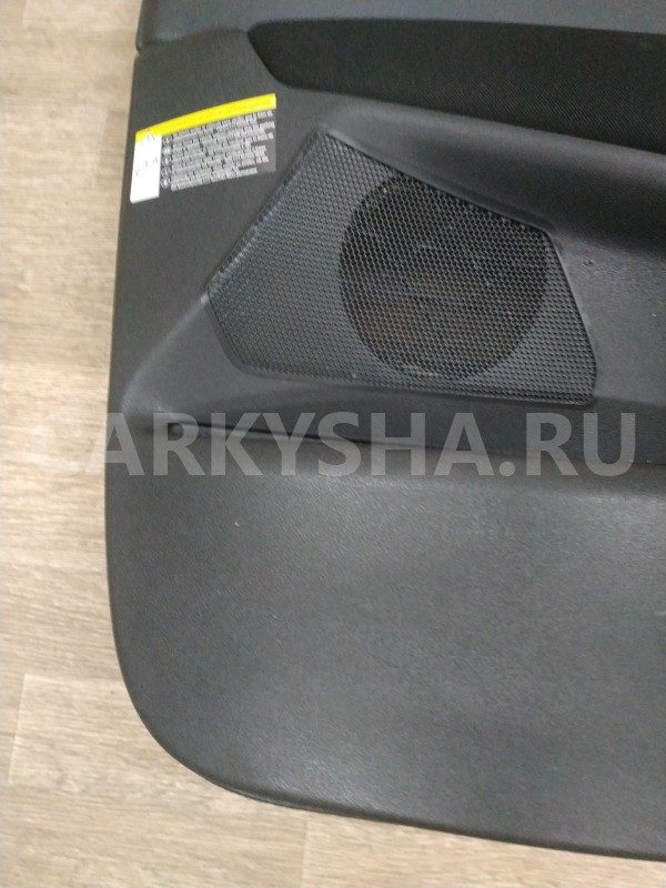 Обшивка двери передней правой Peugeot 3008 