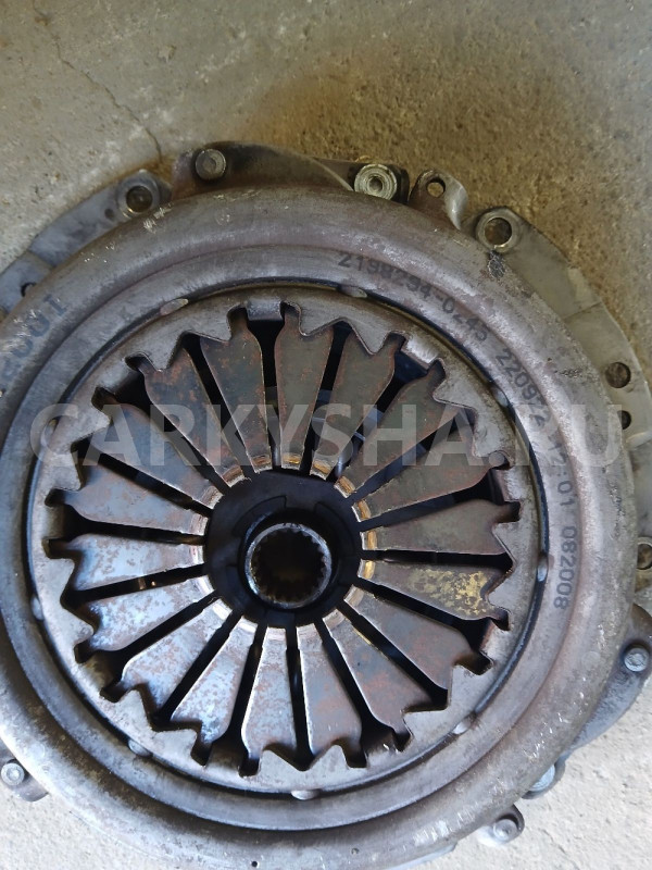 Корзина сцепления + диск Mitsubishi Lancer 9 Mitsubishi i оригинальный номер MR980023