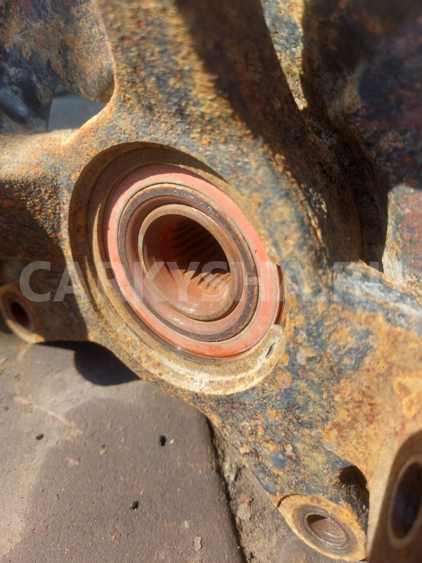 Кулак поворотный передний правый Hyundai Getz Hyundai Getz оригинальный номер 517161C010