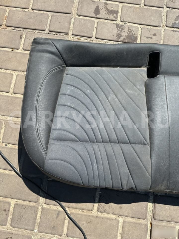 Заднее сиденье Opel Astra J седан Opel Astra 