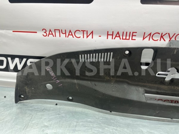 Декоративная накладка рамки радиатора Lexus GS 