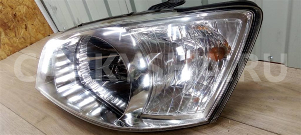 Фара левая Hyundai Getz 2002 - 2005 Hyundai Getz оригинальный номер 921101C010