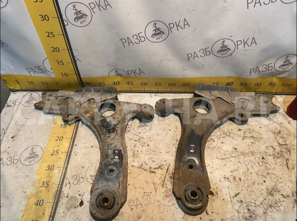Рычаг передний Volkswagen Passat 3 Volkswagen Golf оригинальный номер 357407158