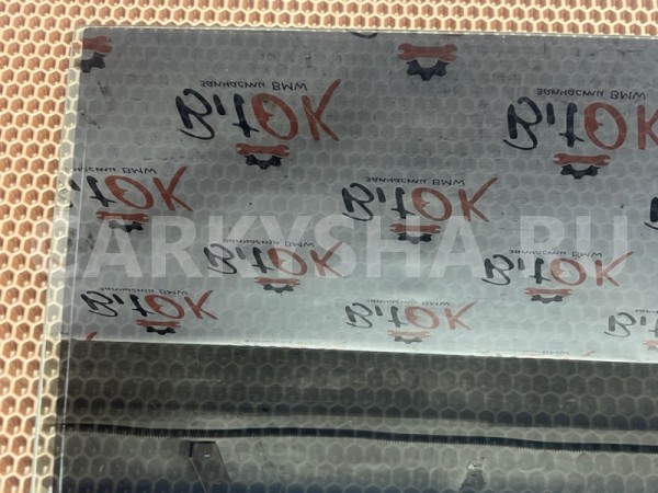 Стекло двери боковое BMW X5 