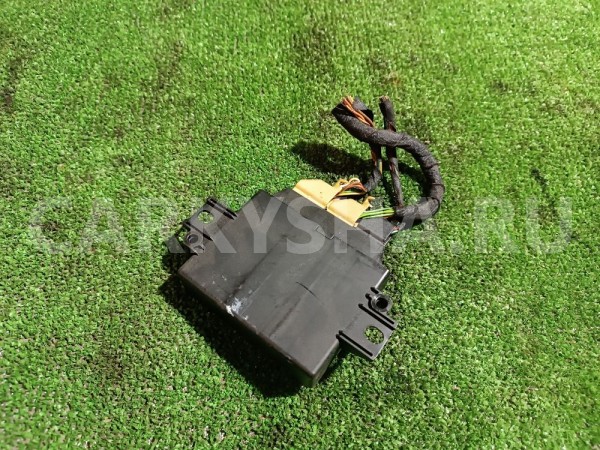 Блок управления парктроником Volkswagen Tiguan 