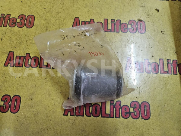 Сайлентблок переднего рычага Toyota Hilux оригинальный номер 4865504020