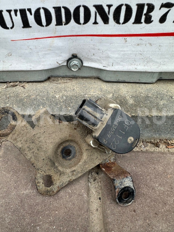 Датчик положения кузова Toyota Avensis T270 Toyota Avensis оригинальный номер 8940712040