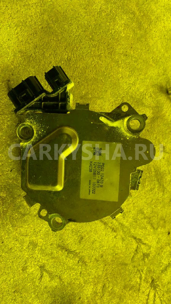 Электронный блок Mazda Axela оригинальный номер PE02124Z0B