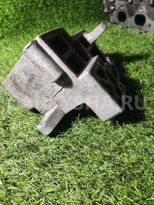 Кронштейн генератора  Chery sweet QQ6 (S21) Chery Sweet (QQ) оригинальный номер BN16103375T