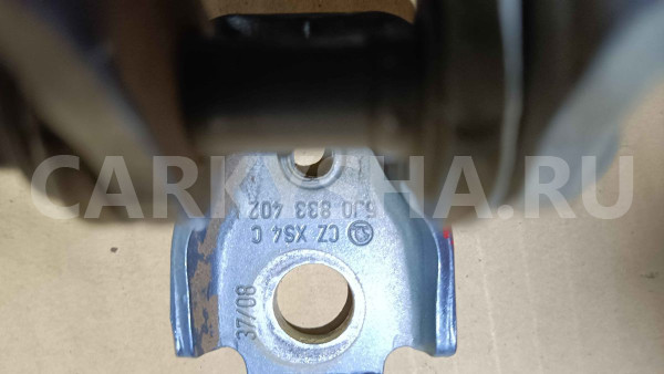 Петля двери Skoda Fabia II (2007—2010) Skoda Fabia оригинальный номер 5j0833402