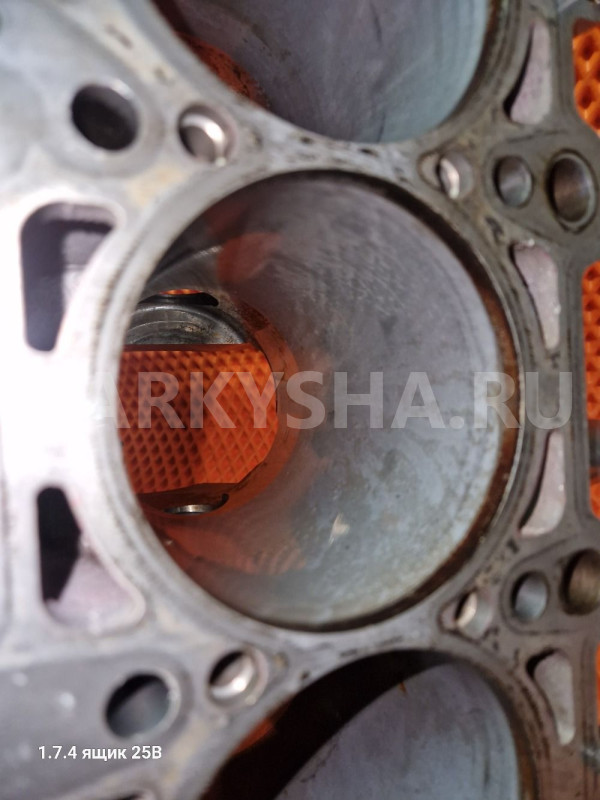 Блок цилиндров audi BPK 3.2 Audi 200 