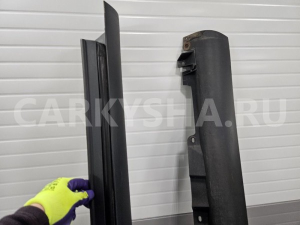 Накладка порога левая Toyota Avensis 2 T250 Toyota Avensis оригинальный номер 7585205010