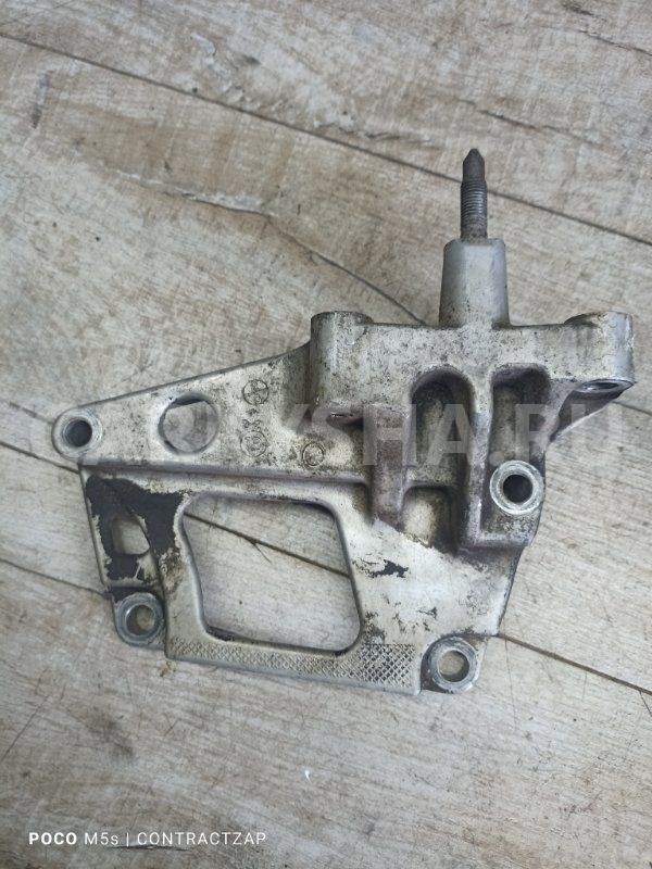 Кронштейн двигателя Nissan X-Trail II (2007—2011) Nissan X-Trail 